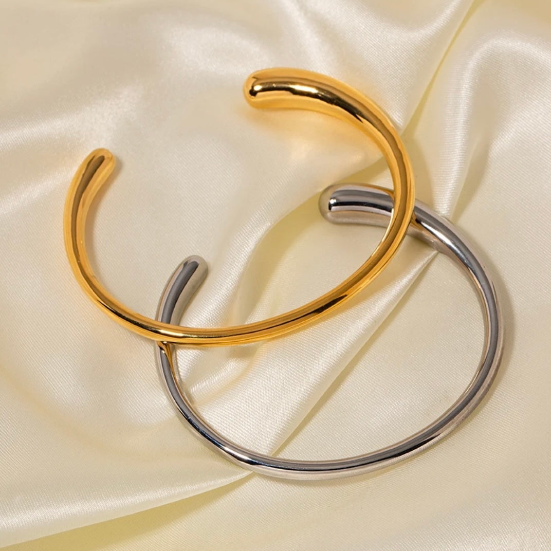 Thin Drop Silver Bangles