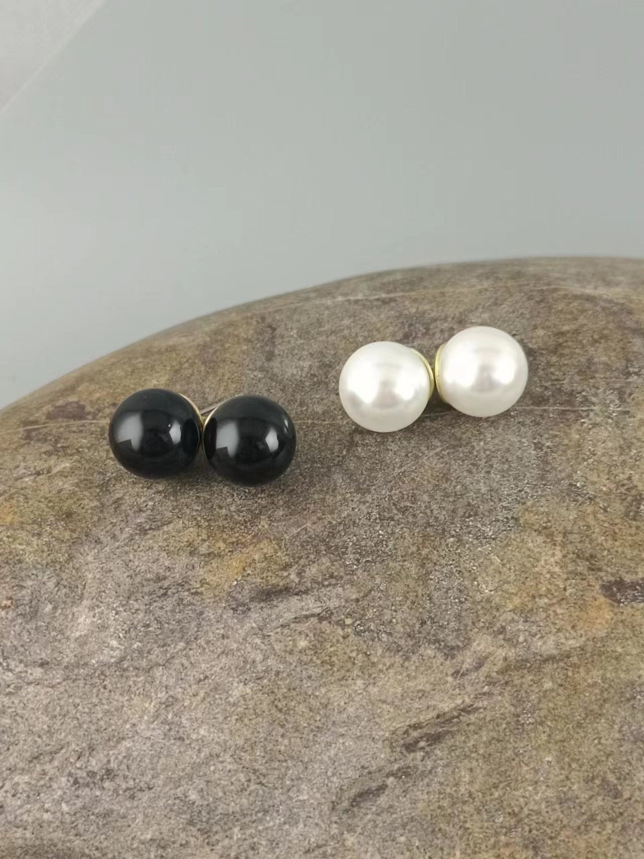 Gold Black Ball Earring
