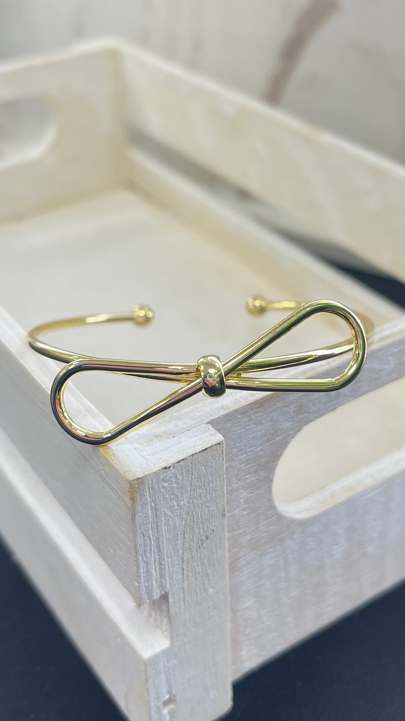 Bow Gold Cuff Bracelet