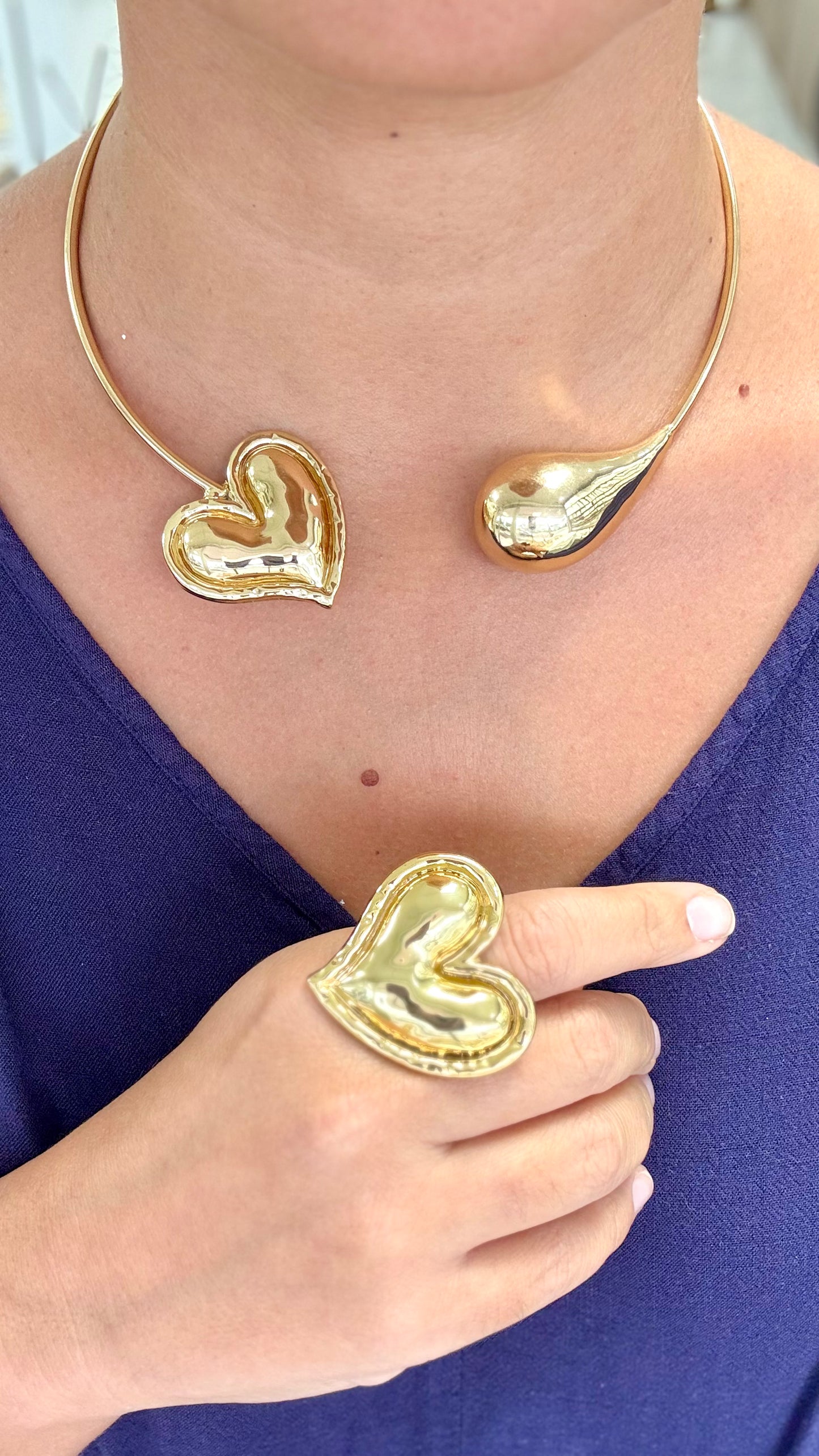 Gold Choker Necklace Heart and Drop