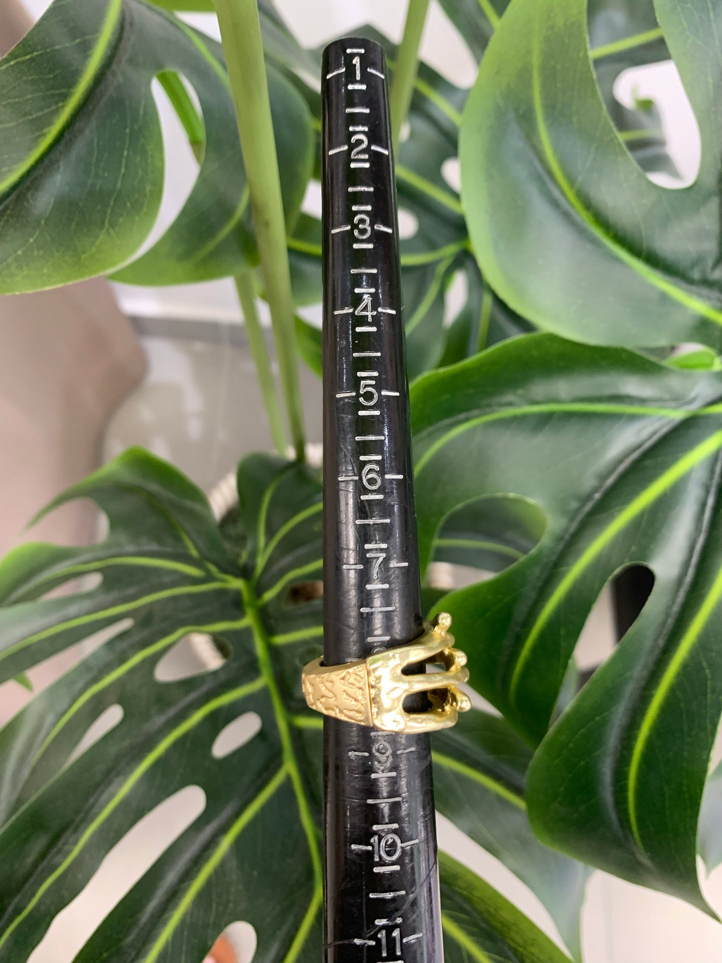 Elastic Ring Gold With Spikes