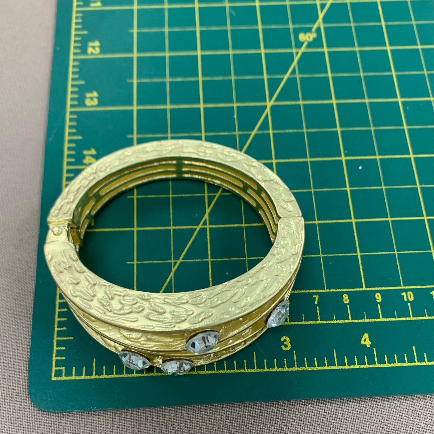 Bracelet Gold With 4 Diamonds