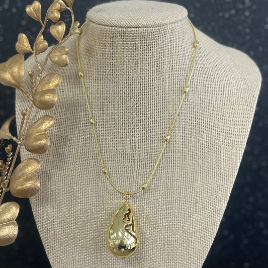 Big Drop Gold With Quartz Necklace