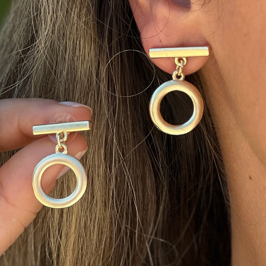 Round With Stick Earring Gold