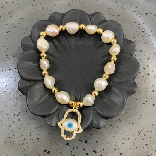 Hand Pearl Bracelet