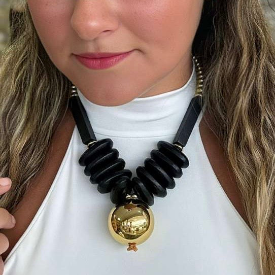 Big Sphere Gold Black Necklace