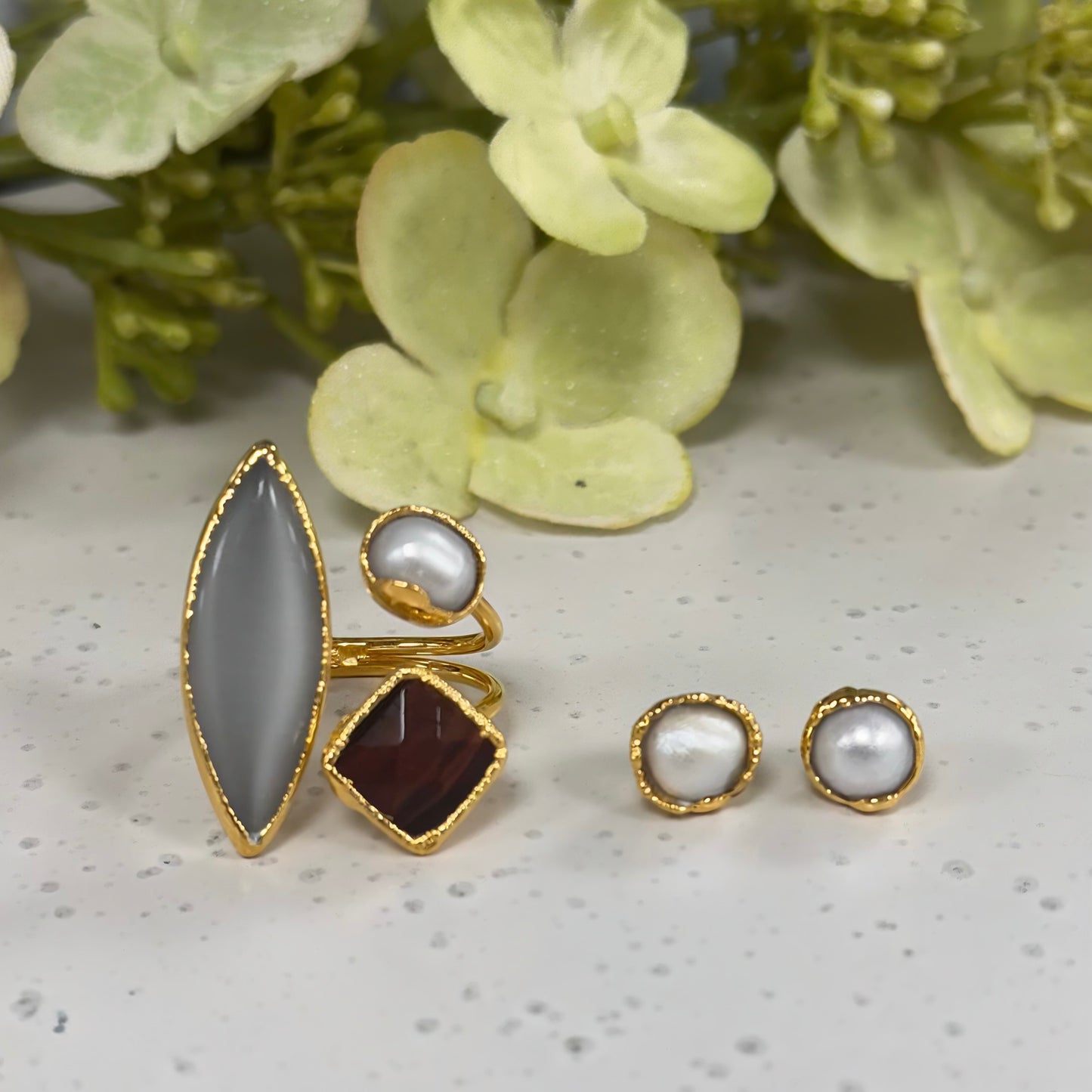 Grey mix pearls ring earrings