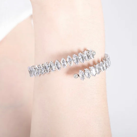 Multi Quartz Spring Bracelet Silver