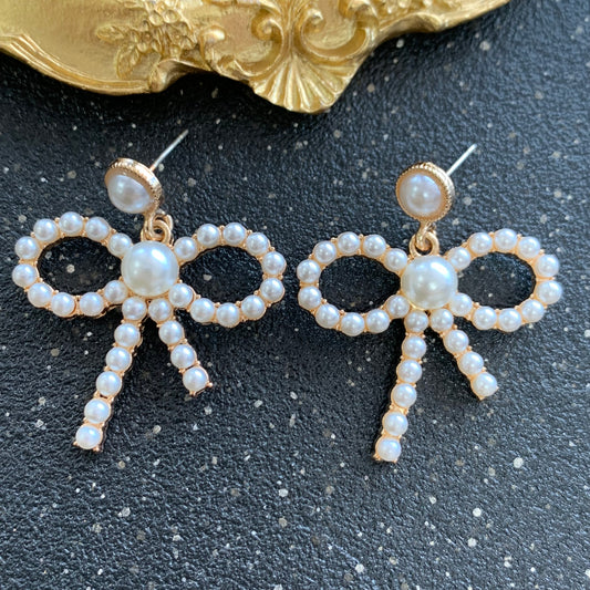 Pearls Bow Gold Earrings