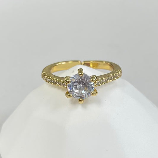 Simple Ring Gold With One Quartz