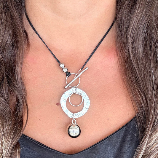 Round With Ball Necklace