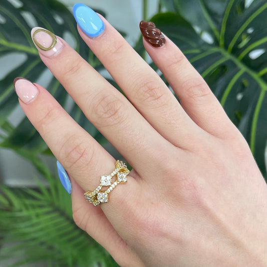 Gold Quartz Clover Ring
