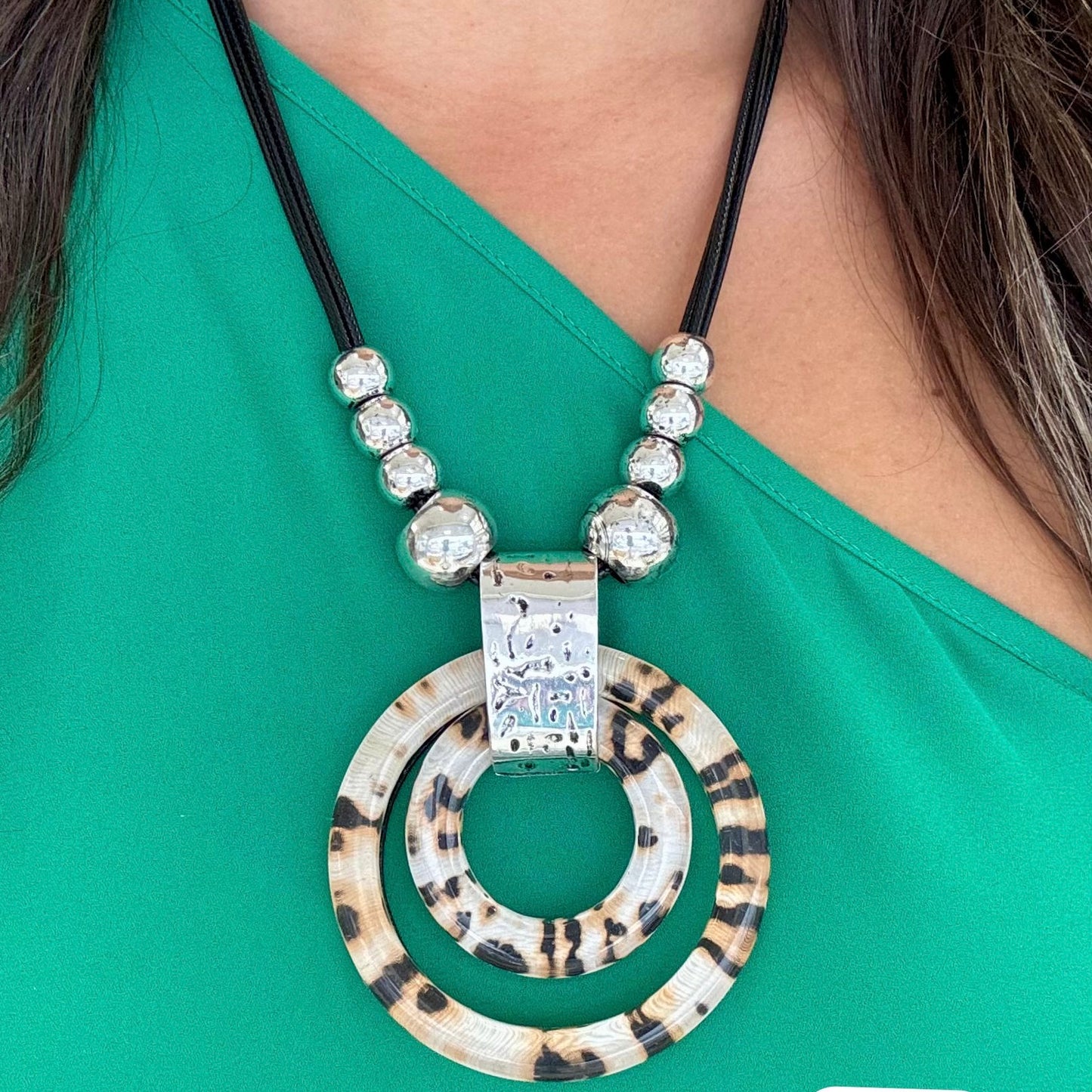 Round Animal Print Silver Necklace