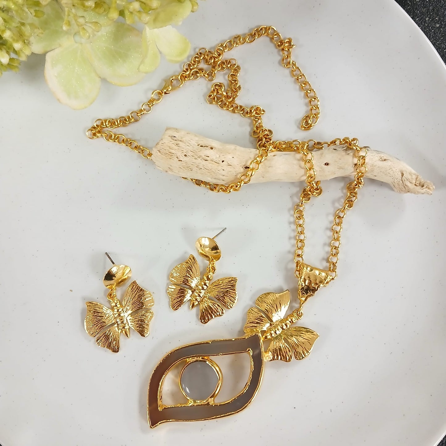 Natural Clear Color Butterfly 2pcs set