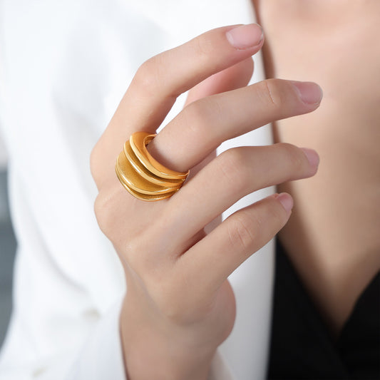 Quarter Disc Gold Ring