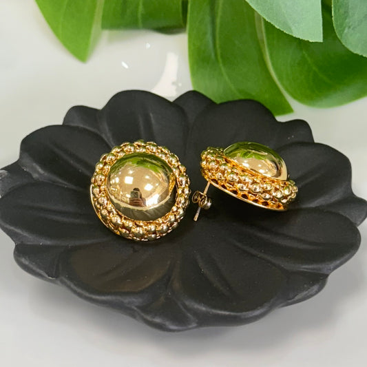 Big Circle Edge Texture Gold Earring