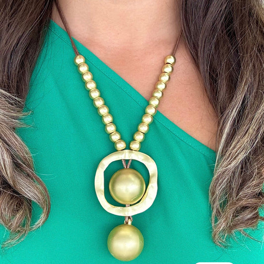 Circle With Two Balls Gold Necklace
