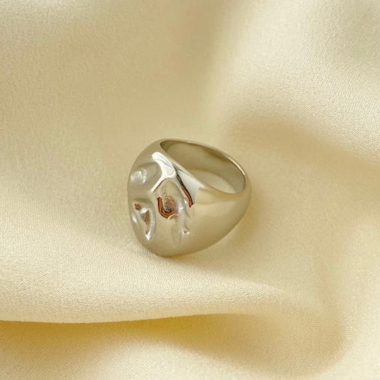 Oval Wrinkle Silver Ring