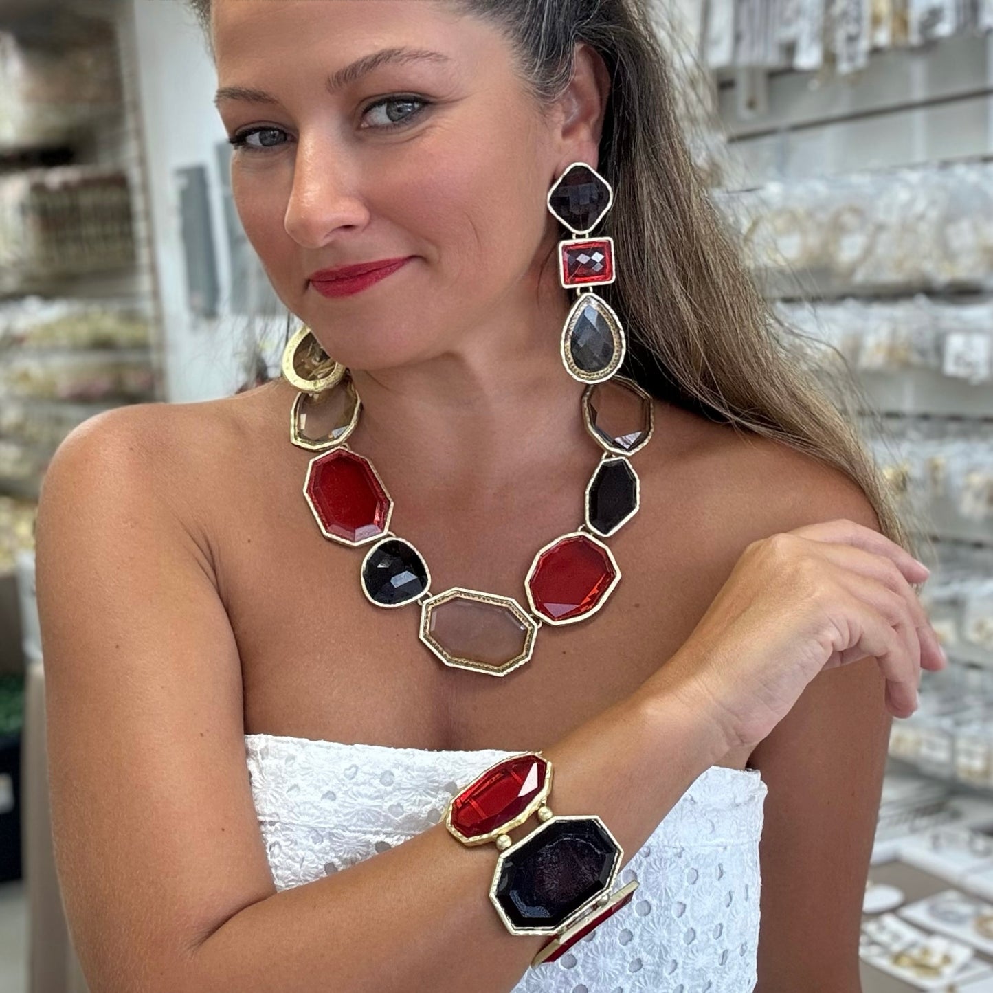 Red Quartz Differents Shape 3pcs Set