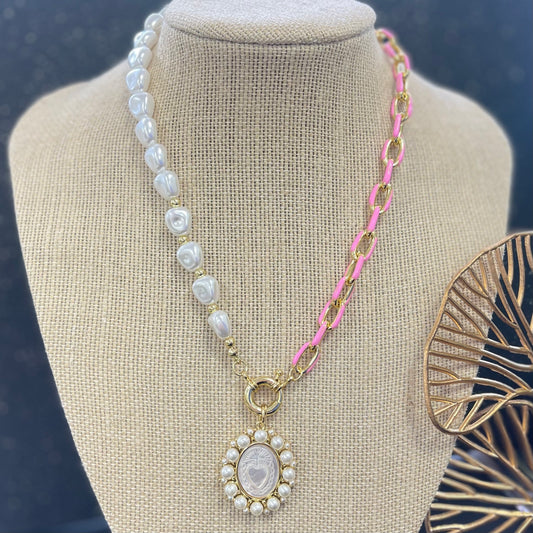 Pearls Pendant With Pink Chain Necklace