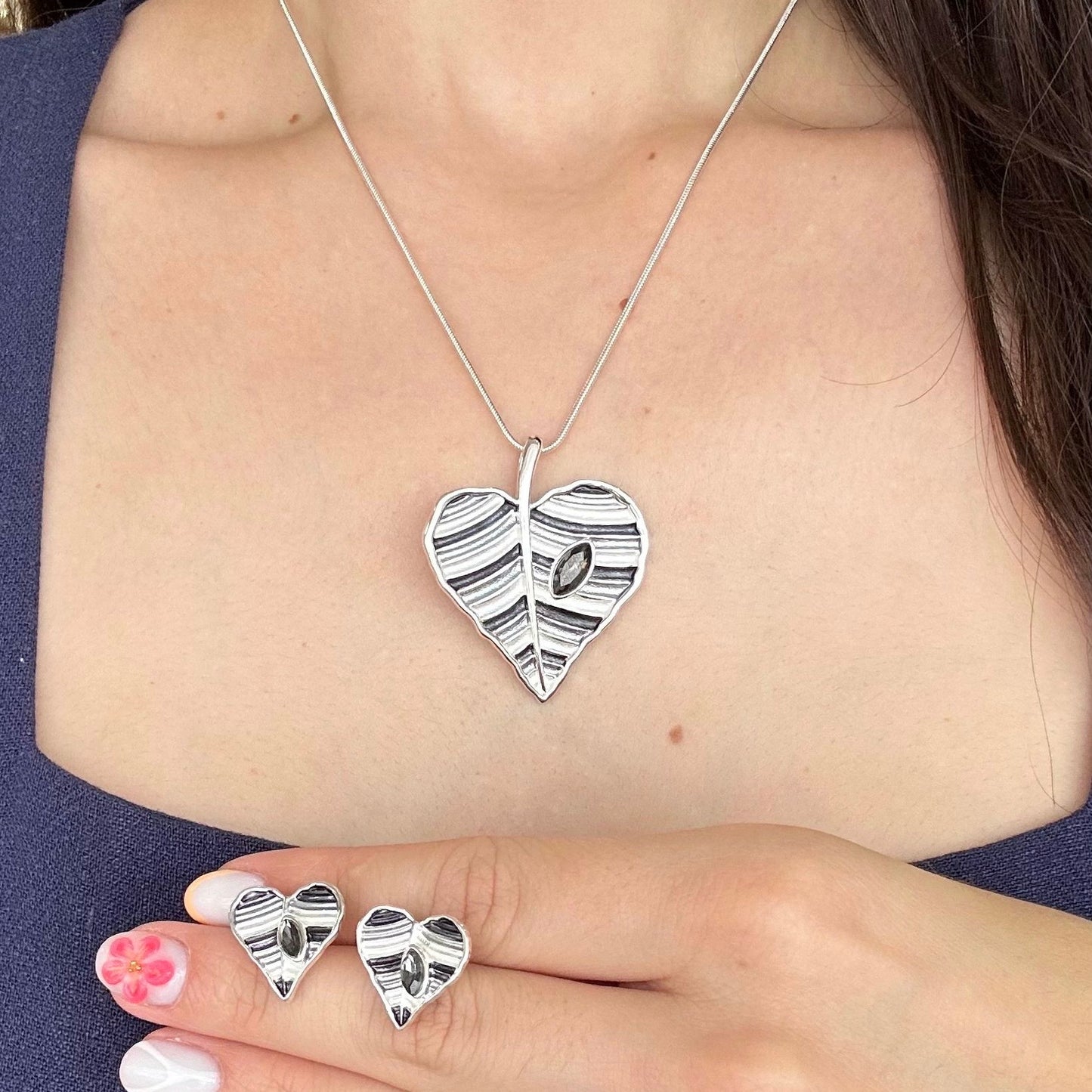 Black Heart Set Necklace With Earrings