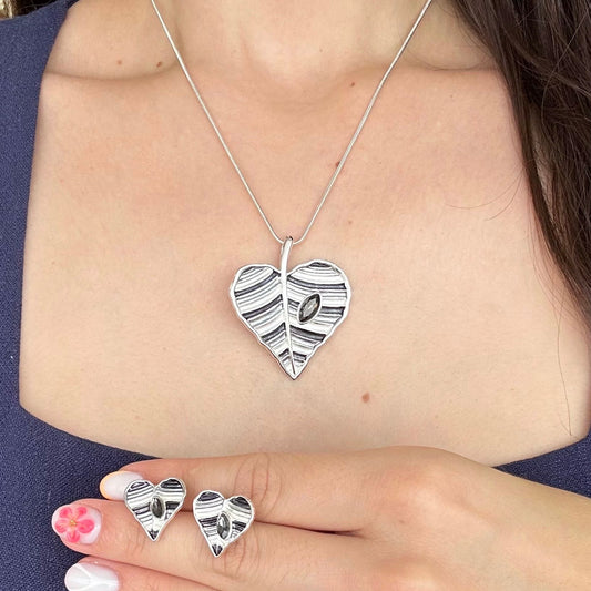 Black Heart Set Necklace With Earrings