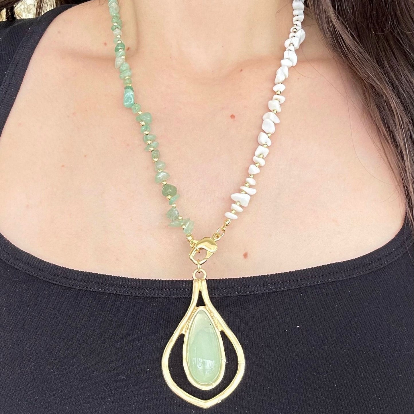 Green And White Gold Necklace