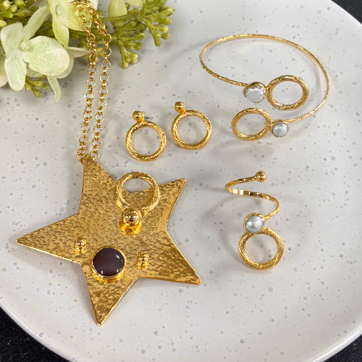 Burgundy Cateye Star 4pcs Set