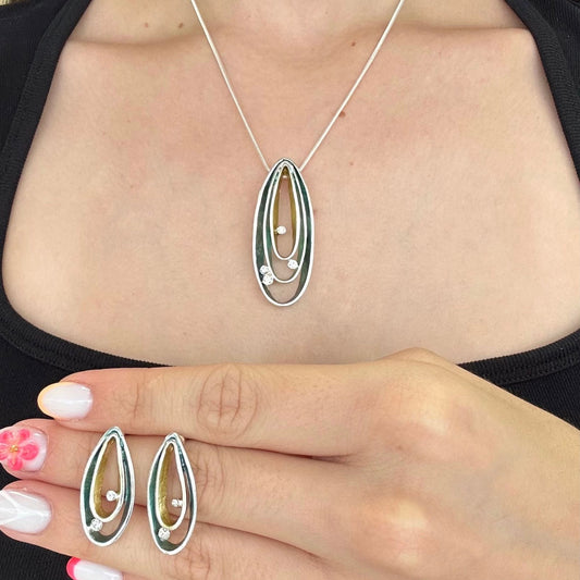 Green Oval Set Necklace With Earrings