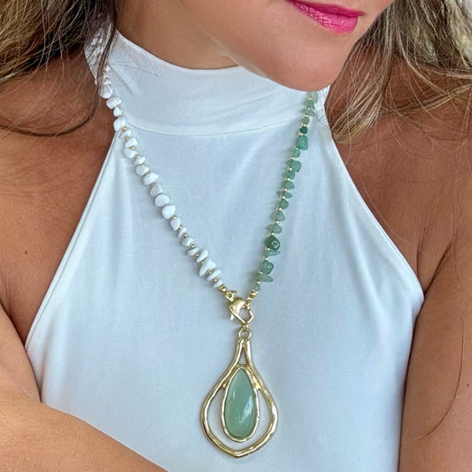 Green And White Gold Necklace