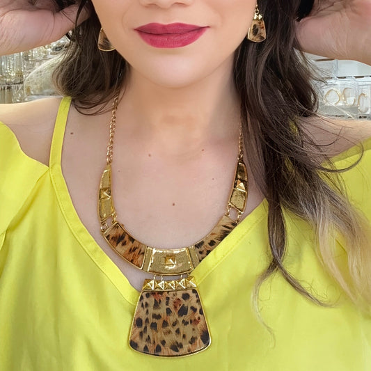 Animal Print Pendant 2 Pcs Set