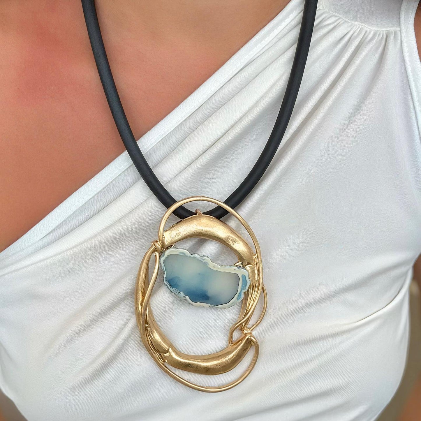 Blue Agate Gold necklace