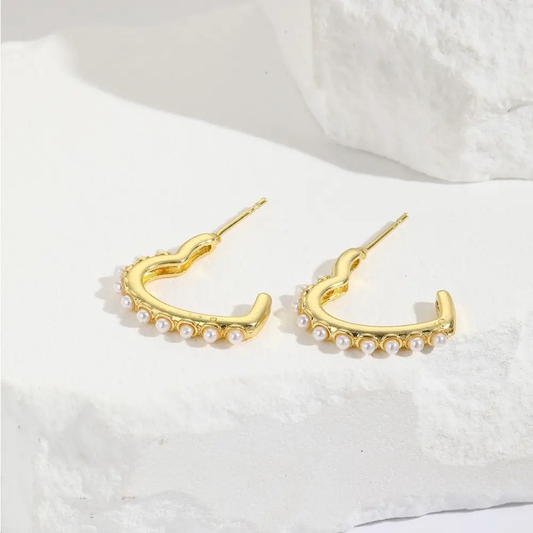 Open Heart with pearl Edges