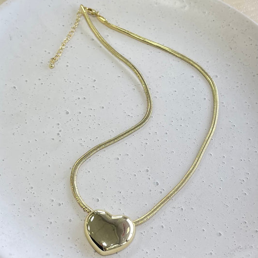 Spring Necklace With Heart Gold