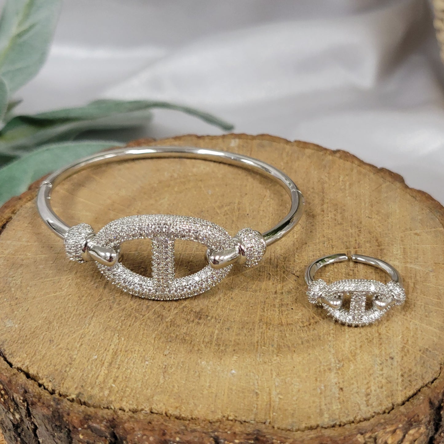 Silver Quartz 2 Pcs Set