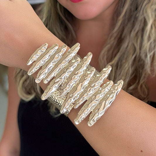 Cuff Chic Gold