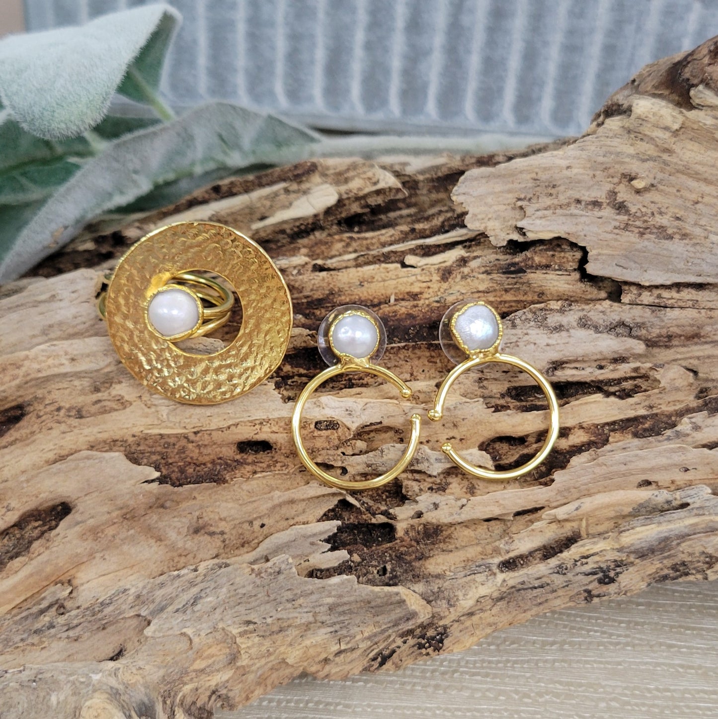 Pearls Two Pieces Set